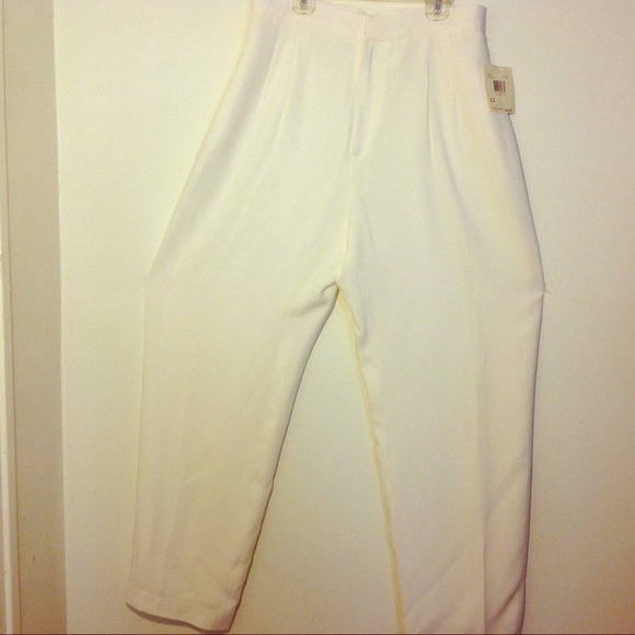 🎈NWT white pants - Picture 3 of 6
